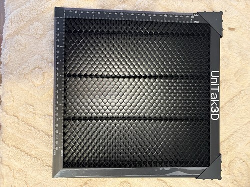 Honeycomb laser bed - , working